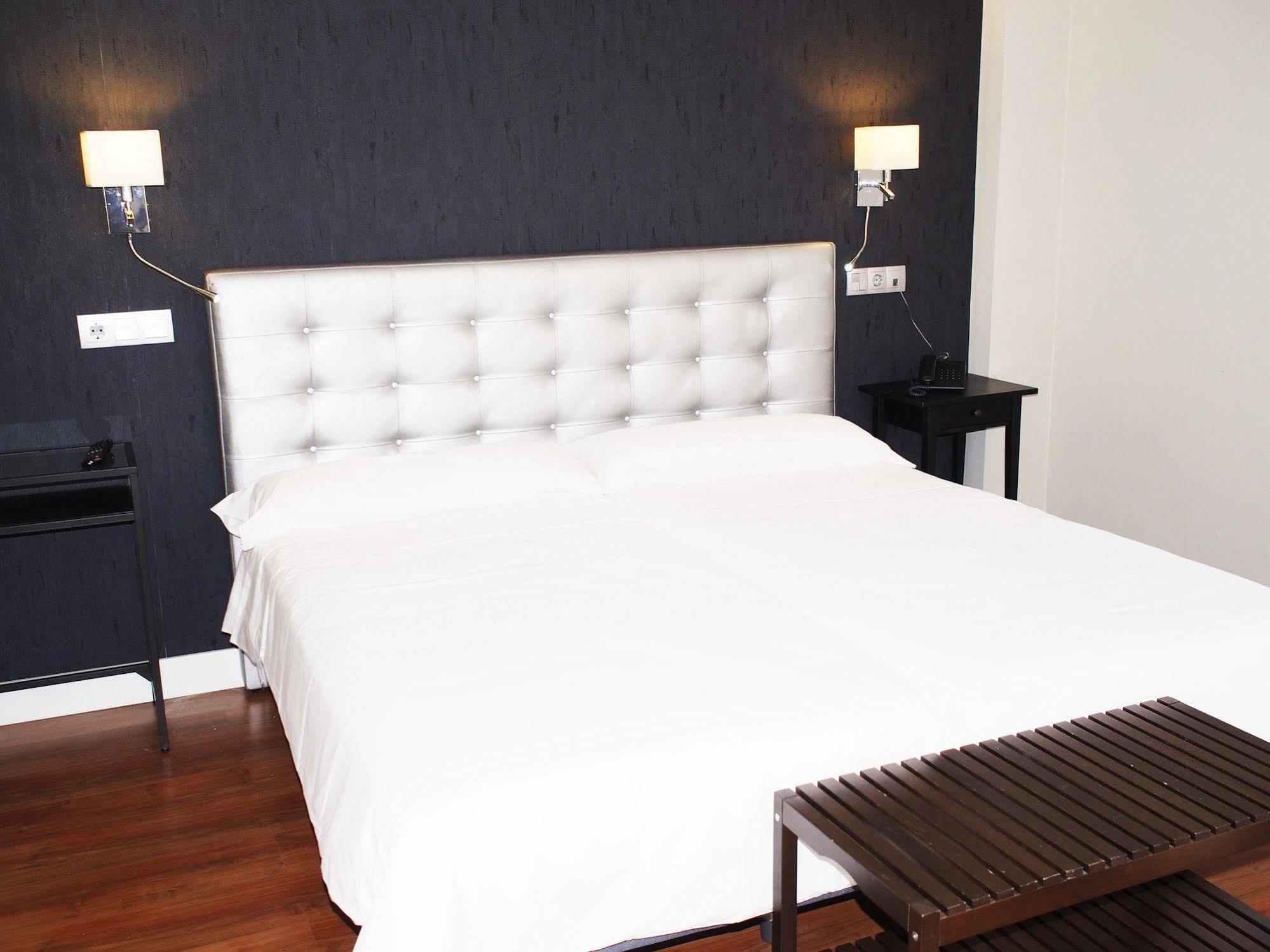 Hotel Rosal 오비에도 외부 사진
