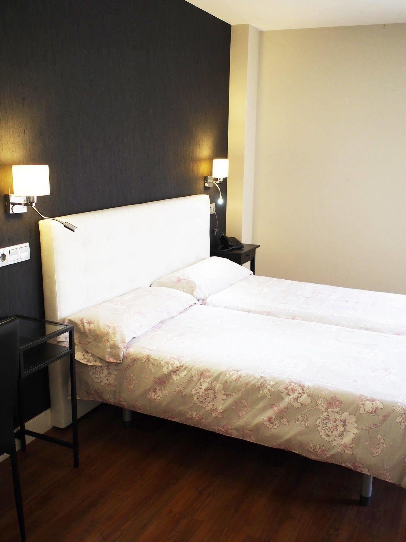 Hotel Rosal 오비에도 외부 사진